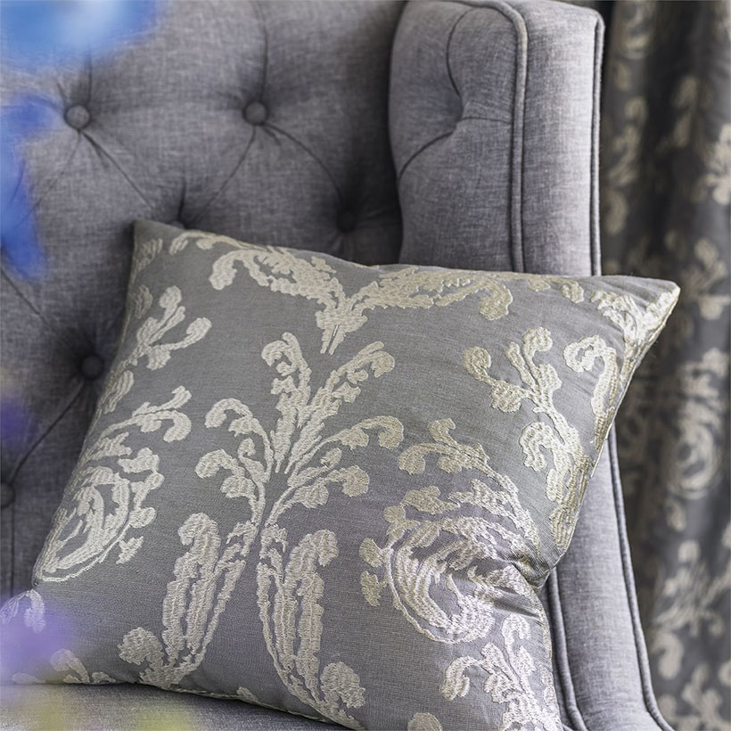 RIVERSIDE DAMASK