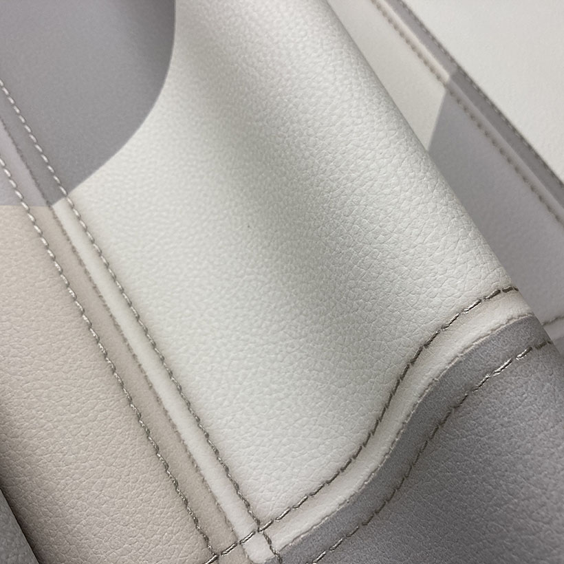 GRAPHIC LEATHER