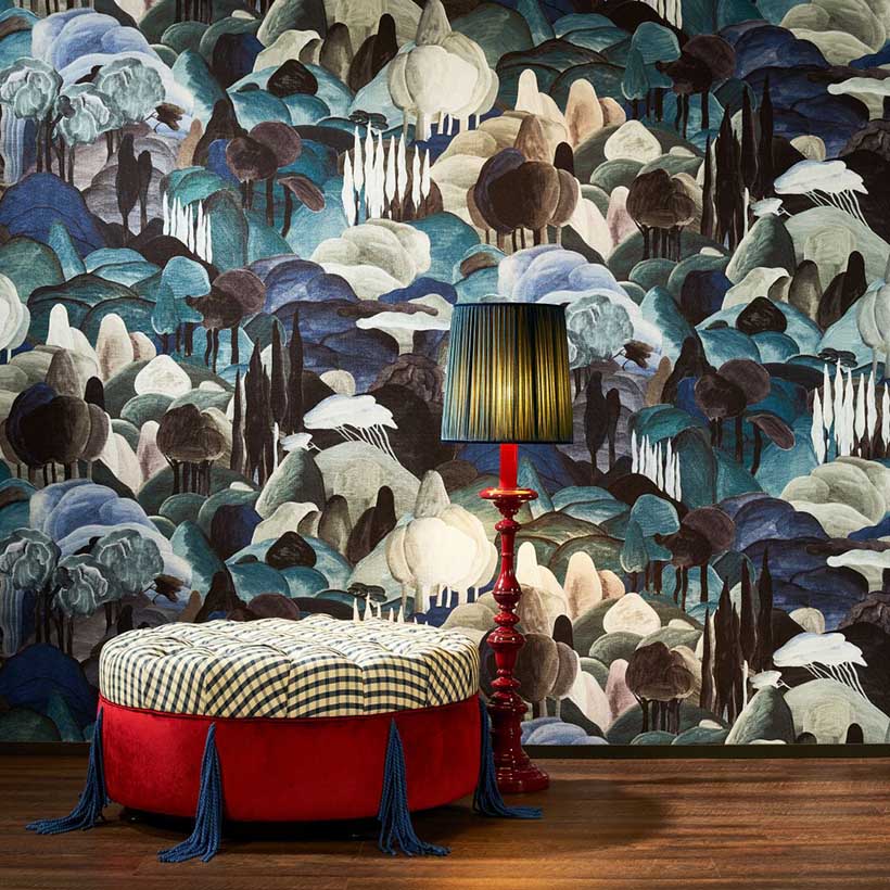 ALL' OMBRA DEI CIPRESSI