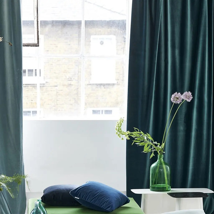 VELLUTO STRETTO  |  VELLUTO