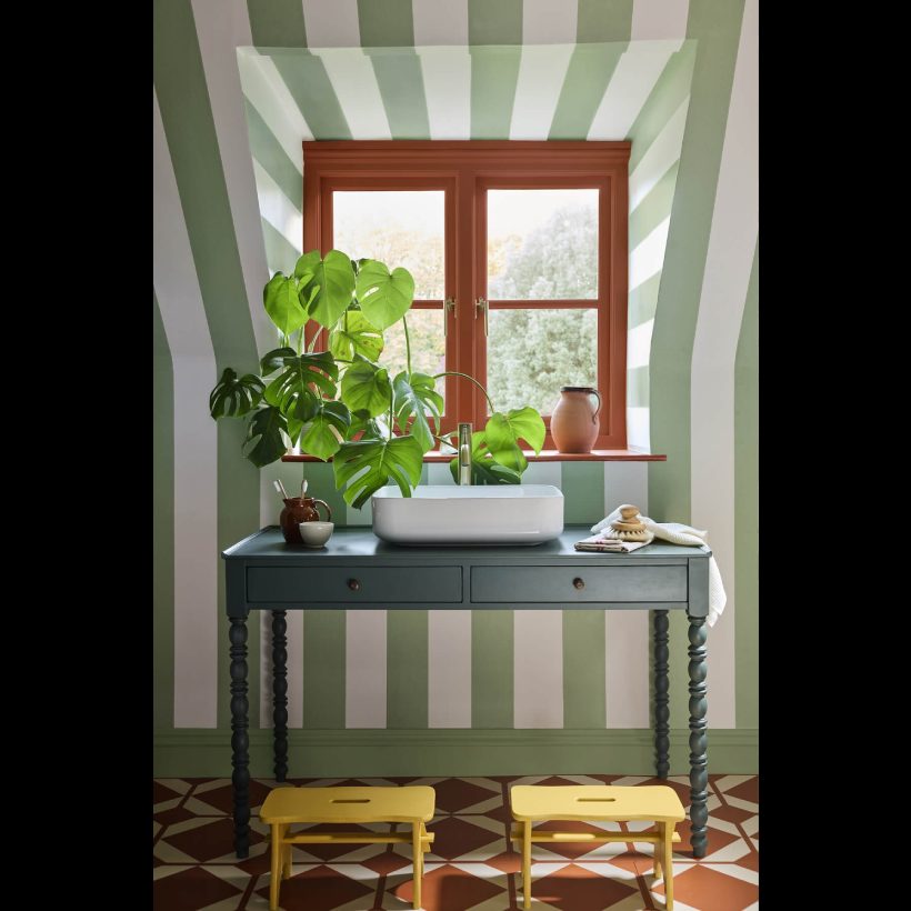 Broad Stripe